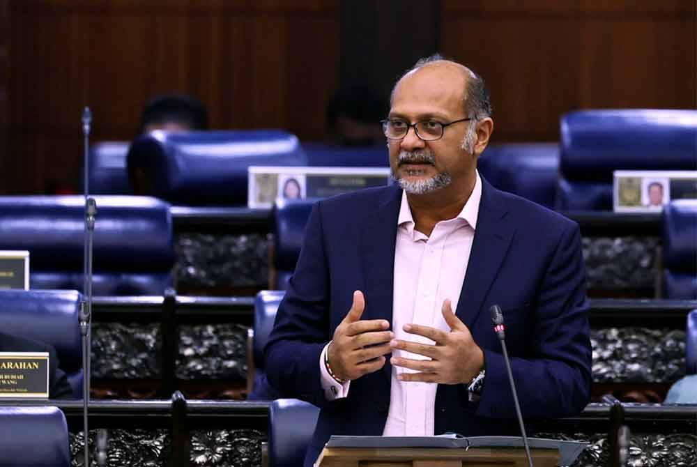 Gobind Singh Deo pada Persidangan Dewan Rakyat di Bangunan Parlimen pada Rabu. Foto Bernama