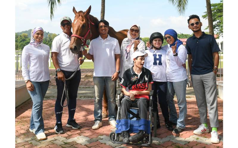 Kelab Kuda Istimewa (UNIK) bersama pengurusan Oh!Ria Fest Management menganjurkan “Oh!Ria Fest” yang akan berlangsung di Taman Ekuestrian Putrajaya bermula 2 hingga 4 Ogos 2024 ini.