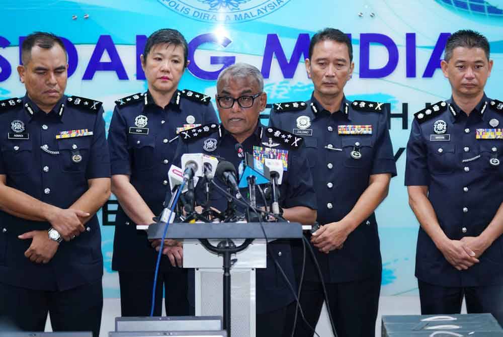 Ramli (tengah) dalam sidang akhbar di Menara KPJ, Kuala Lumpur pada Jumaat. Foto SINAR HARIAN/ MOHD HALIM ABDUL WAHID