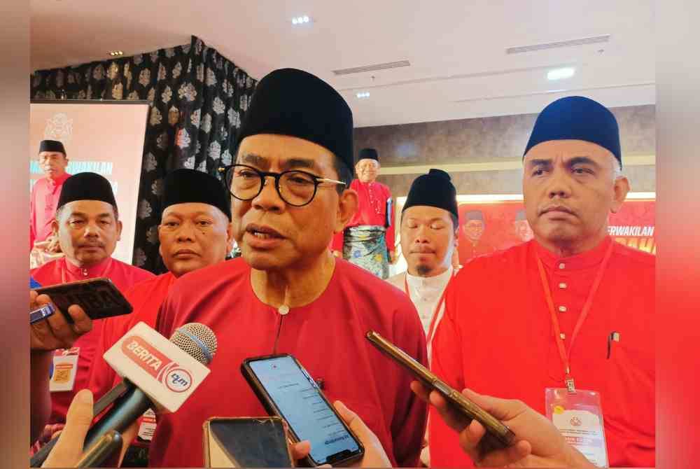 Mohamed Khaled bercakap kepada pemberita pada Ahad.