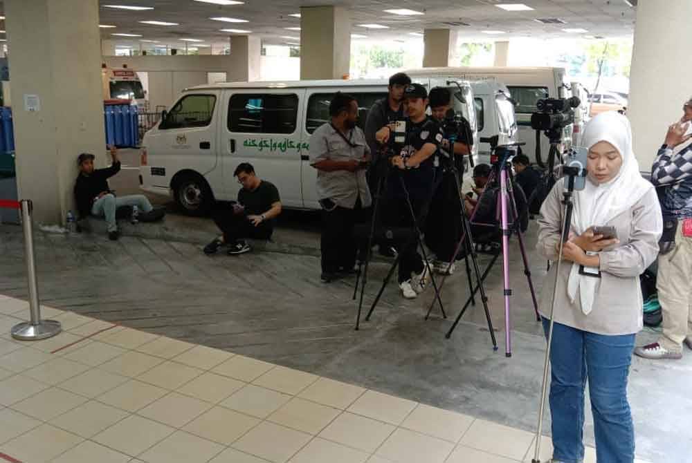 Suasana di Unit Forensik Hospital Sungai Buloh di sini pada Rabu.