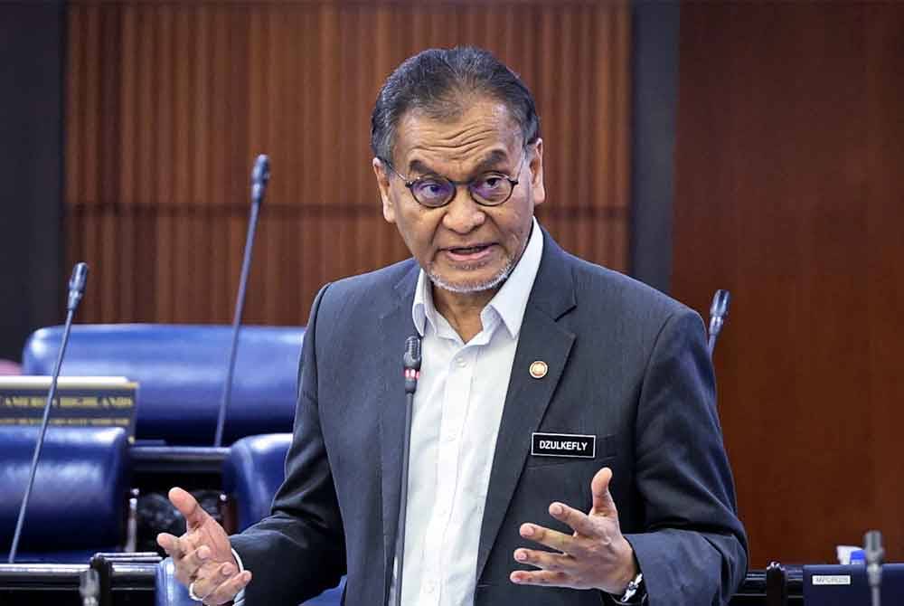 Dr Dzulkefly pada sesi soal jawab persidangan Dewan Rakyat, Rabu. Foto Bernama