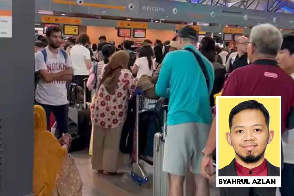 Keadaan sesak di kaunter pendaftaran KLIA Terminal 2 pada Jumaat. (Gambar kecil: Syahrul Azlan)