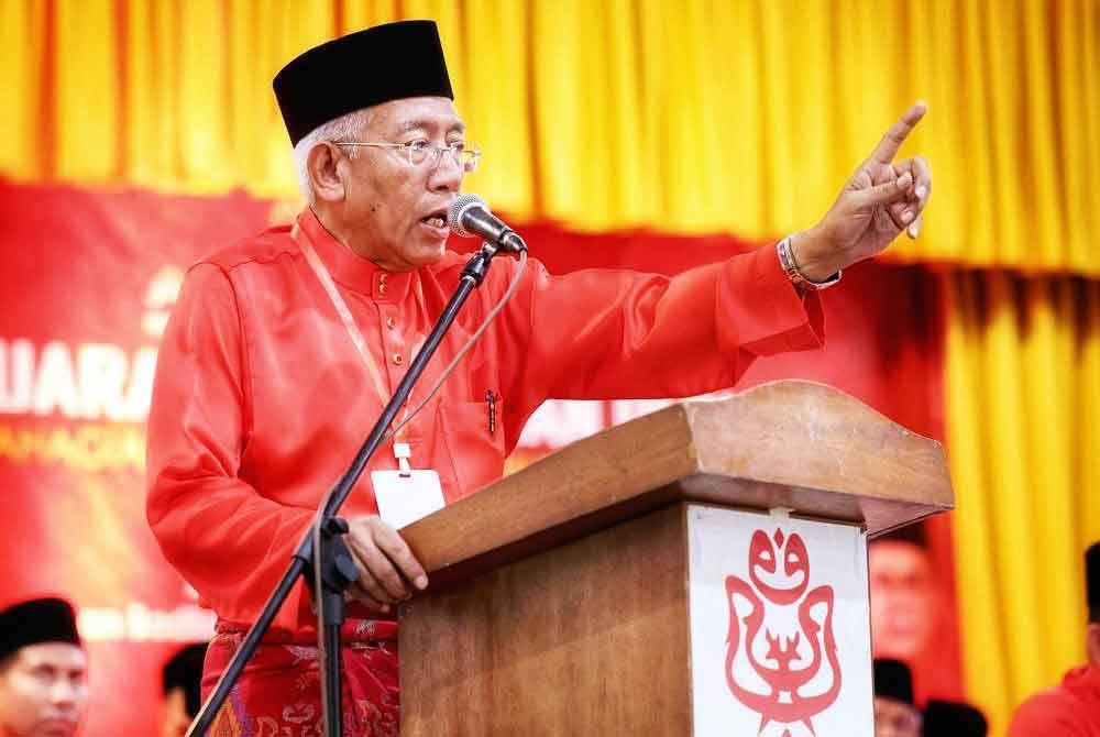 Mahdzir mengingatkan ahli UMNO diingatkan supaya tidak menerima bulat-bulat dakyah dicipta pembangkang.