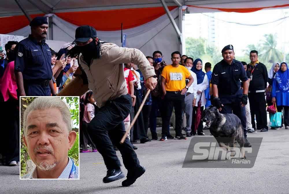 Selain pameran, pengunjung juga dapat melihat demonstrasi pertunjukan anjing terlatih K9 serta simulasi sketsa samun pada Karnival Rakyat Karangkraf yang akan bermula Jumaat ini. - Gambar hiasan, gambar kecil: Hashim