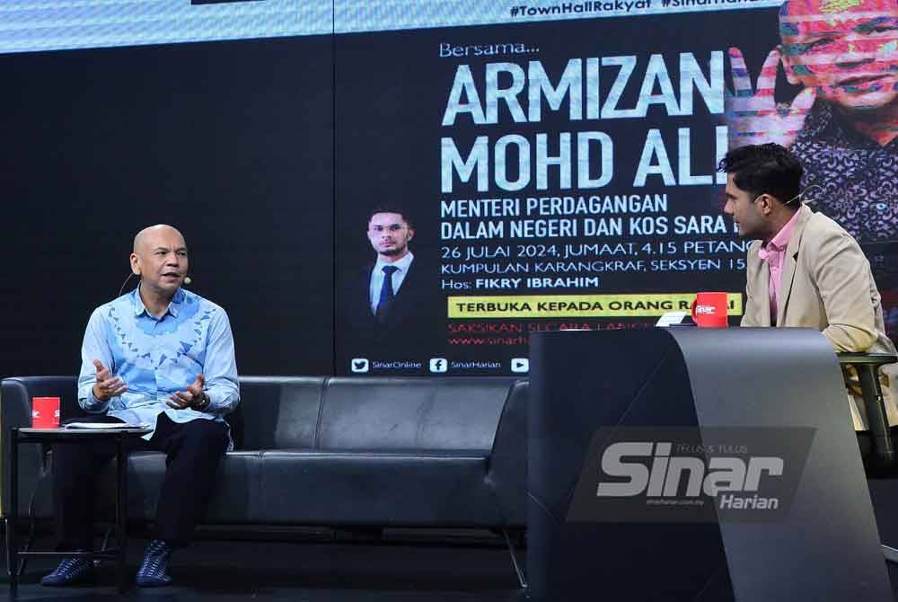 Armizan pada program Town Hall Rakyat sempena Karnival Rakyat Karangkraf di Kompleks Kumpulan Karangkraf pada Jumaat. Foto Sinar Harian/ASRIL ASWANDI SHUKOR.