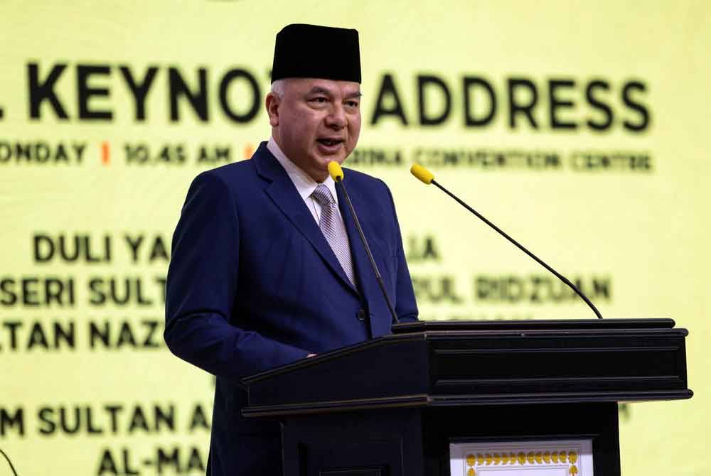 Sultan Nazrin Shah berkenan menyampaikan titah pada WCIT 2024 pada Isnin. Foto Bernama