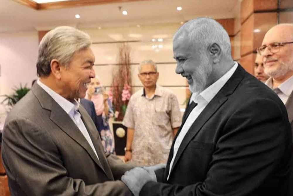 Ahmad Zahid dan Ismail Haniyeh dalam pertemuan sebelum ini.