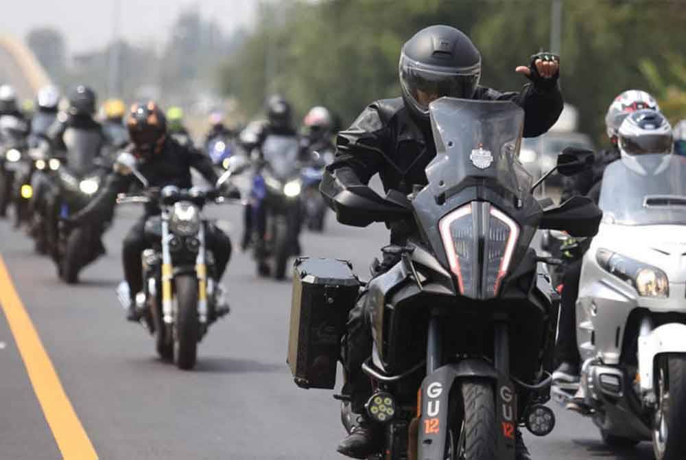 Kajian perlu dilakukan oleh agensi kerajaan untuk membuktikan pemegang lesen B2 layak dan selamat untuk membawa motosikal dengan kapasiti enjin lebih besar. - Gambar hiasan