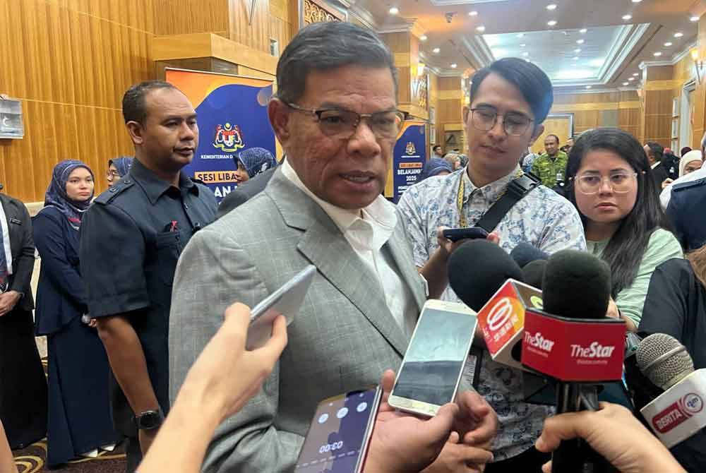 Saifuddin Nasution ketika ditemui pemberita selepas menghadiri Sesi Libat Urus Belanjawan 2025 bersama pemegang taruh KDN di Putrajaya pada Jumaat.