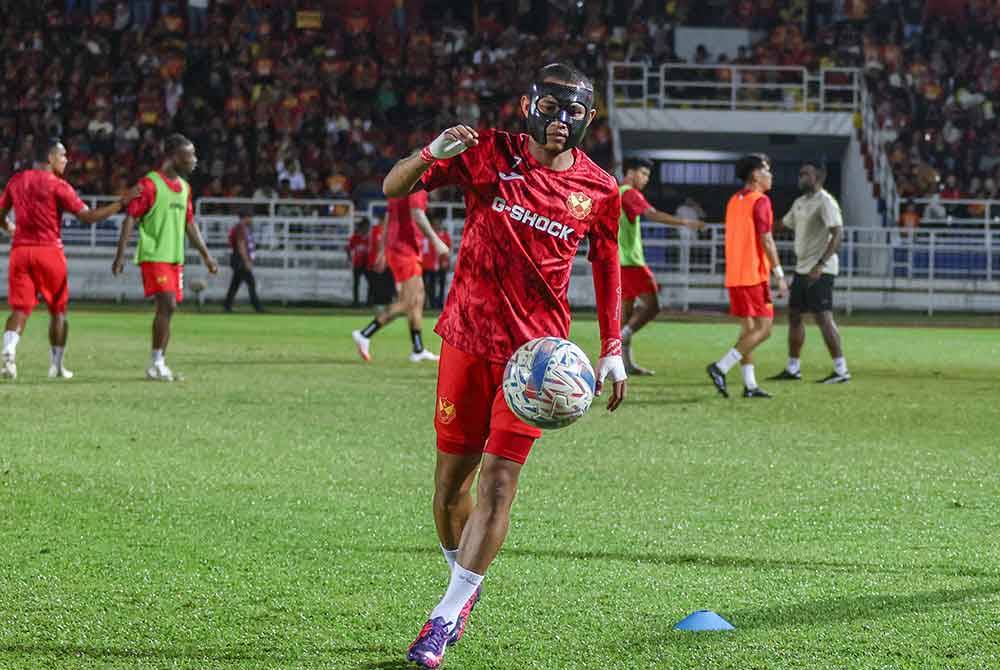 Faisal Halim muncul pada sesi panas badan pada perlawanan aksi separuh akhir kedua Piala FA Selangor FC menentang Terengganu FC di Stadium MBPJ.
--fotoBERNAMA (2024) HAK CIPTA TERPELIHARA