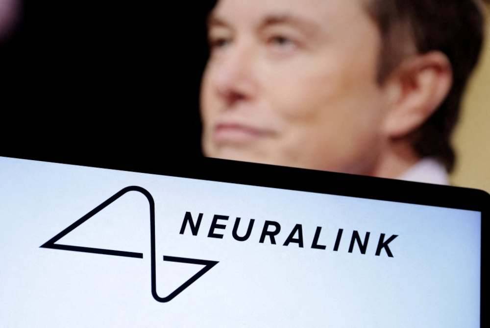 Musk berharap untuk mempunyai 10 pesakit dengan implan Neuralink menjelang akhir tahun ini. Foto Reuters