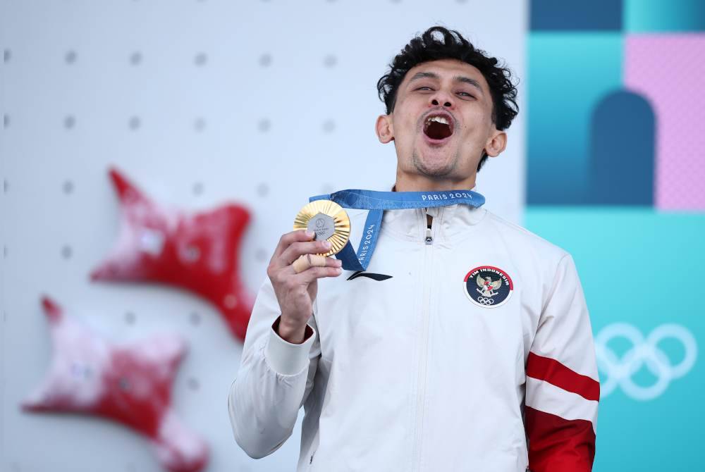 Leonardo Veddriq menyumbang pingat emas pertama Indonesia di Olimpik paris 2024. Foto EPA