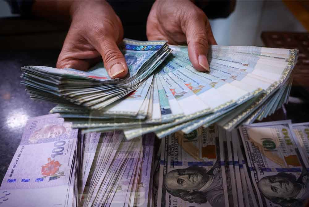 Ringgit mengakhiri dagangan minggu ini dengan paras lebih kukuh berbanding beberapa mata wang utama dan meningkat 1.11 peratus berbanding dolar Amerika Syarikat (AS) pada Jumaat. Gambar hiasan