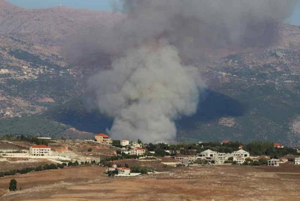 Serangan rentas sempadan Israel-Lubnan terus meningkat dah berlaku hampir setiap hari. - Foto AFP