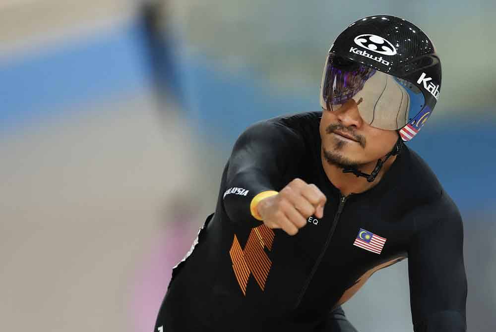 Penyertaan Azizulhasni dalam acara keirin dibatalkan kerana beliau memotong derny (pacer) sebelum masa dibenarkan pada Heat 1 pusingan kelayakan. Foto AFP