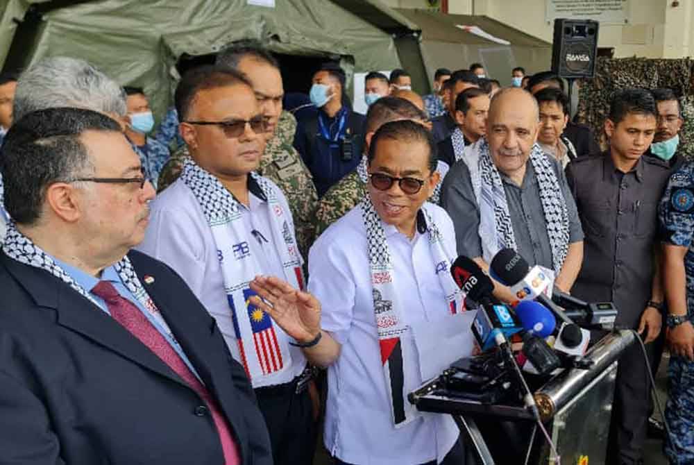 Mohamed Khaled pada sidang akhbar Majlis Penerimaan Pesakit Rakyat Palestin di Malaysia pada Jumaat.