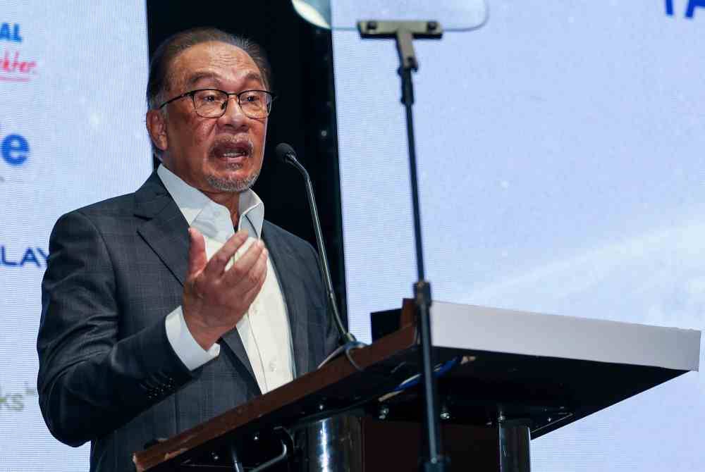 Anwar Foto Bernama