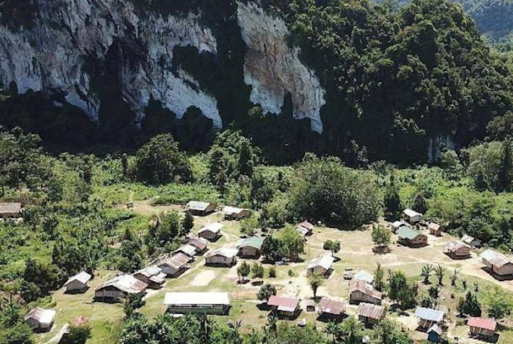 Kuasa Persekutuan mencukupi untuk menyelesaikan isu berkaitan tanah Orang Asli tanpa cadangan memasukkan perkara berkaitan dengan masyarakat itu ke dalam Senarai Bersama.