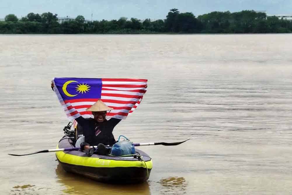 Zaki Bijak menamatkan Ekspedisi Kayak Solo selepas 13 hari merentas Sungai Pahang bermula 8 Ogos lalu. Foto ihsan Zaki Bijak