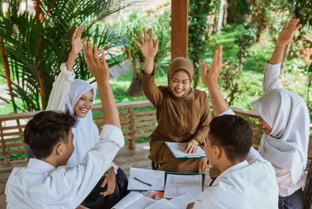 Kesihatan mental penting bagi golongan pendidik supaya dapat memberi perkhidmatan terbaik kepada anak didiknya. - Gambar hiasan.