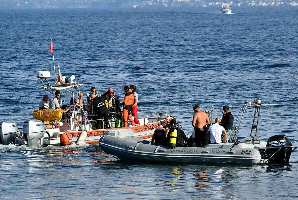 Operasi mencari diteruskan sepanjang hari dan akan disambung semula pagi Jumaat. Foto AFP