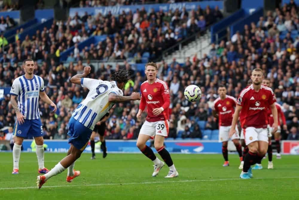 Pedro memastikan tiga mata milik Brighton ketika menewaskan United di Stadium Komuniti American Express pada Sabtu. Foto Agensi