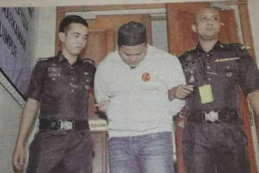 Mahkamah Persekutuan mengembalikan hukuman mati terhadap Muhammad Khairuanuar Baharuddin (tengah) kerana membunuh anak tiri perempuannya yang berusia dua tahun, Hanis Amanda Mohd Zafil, sembilan tahun lepas.