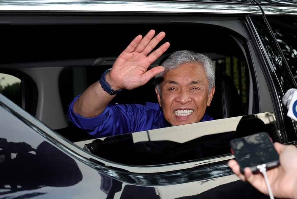 Mahkamah Rayuan telah menjadualkan semula pendengaran rayuan pendakwaan terhadap pembebasan Ahmad Zahid daripada 40 pertuduhan rasuah kepada 12 Disember kerana beliau akan menjalankan tugas rasmi sebagai Timbalan Perdana Menteri di luar negara. Foto Bernama