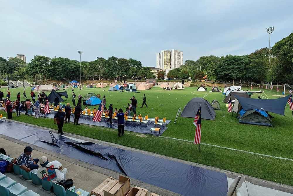 Lebih 600 orang berkhemah di Putrajaya malam ini pada program Glamping Jiwa Merdeka 2024 bagi menantikan sambutan Hari Kebangsaan 2024. Foto Facebook