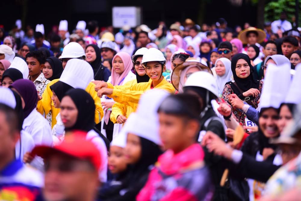 Kehadiran 1078 peserta melibatkan 7 negeri dari 400 buah sekolah di bawah Kementerian Pendidikan Malaysia.