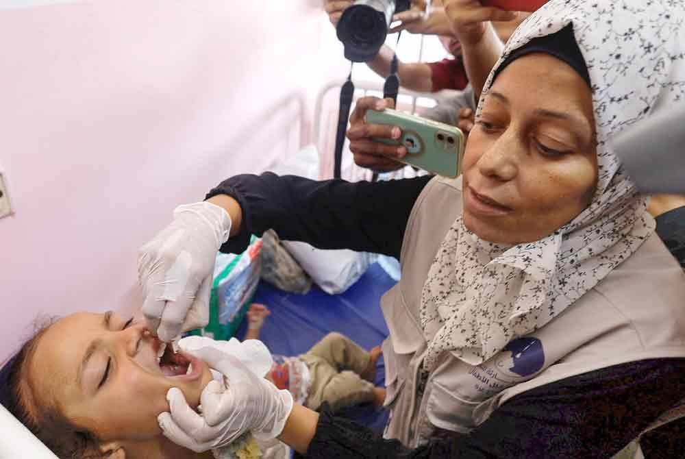 Kementerian Kesihatan Gaza melancarkan satu kempen pemvaksinan polio di selatan Semenanjung Gaza, yang secara spesifik menyasarkan kanak-kanak berumur bawah 10 tahun.