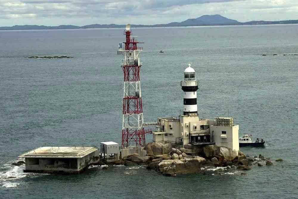 Pengendalian isu Pulau Batu Puteh memberi isyarat ada sesuatu mengejutkan dalam penemuan RCI yang penuh kontroversi itu.