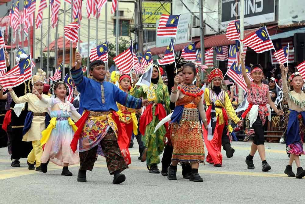 Jiwa merdeka ialah mereka yang terus menggali pemikiran ke arah keamanan, keselamatan dan kesejahteraan bersama melangkaui agama, kelas serta sempadan negeri. Gambar hiasan Foto Bernama