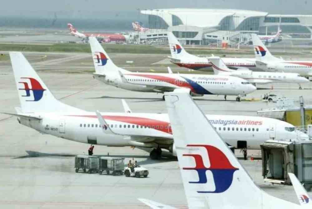 Kekurangan dalam rantaian bekalan, tenaga kerja dan alat ganti serta kelewatan penyerahan pesawat mendesak Malaysia Airlines beroperasi dalam keadaan bermasalah. Gambar hiasan