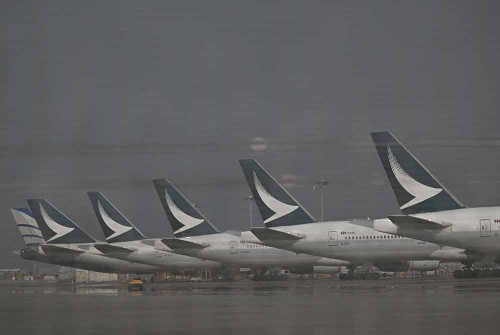 Cathay Pacific memulakan pemeriksaan menyeluruh ke atas 48 pesawat A350. Foto AFP