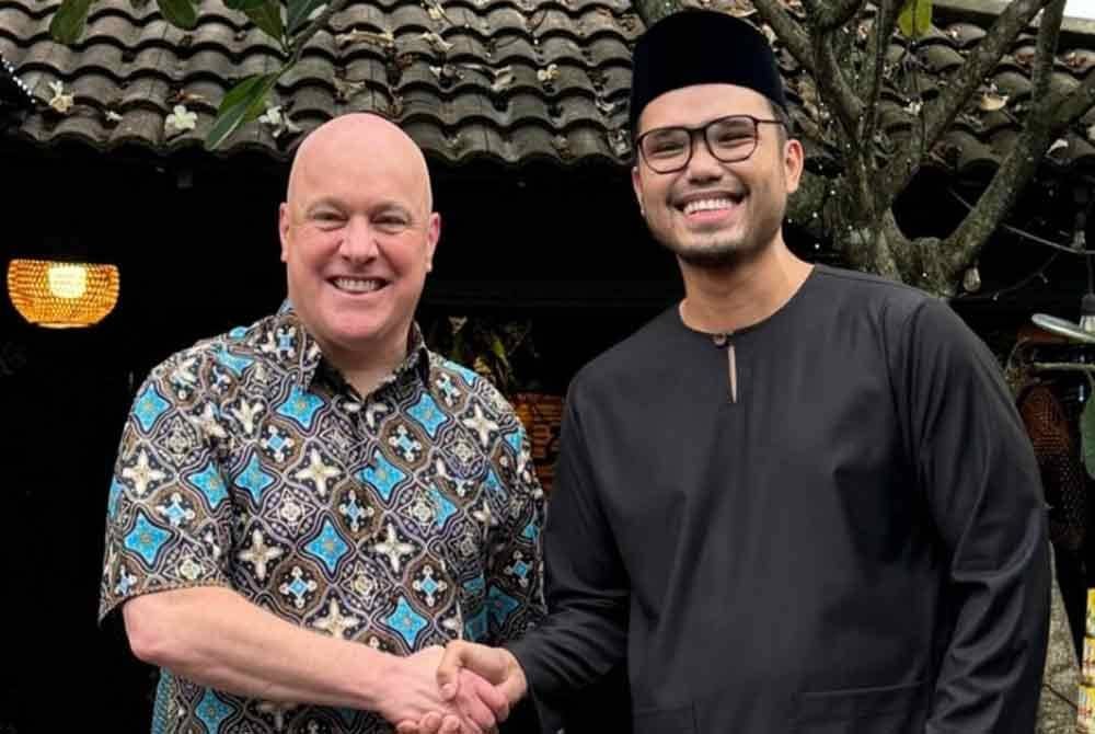 Luxon turut bertemu dengan usahawan terkemuka Malaysia dan pempengaruh terkenal, Khairul Aming atau nama sebenar, Khairul Amin Kamarulzaman.