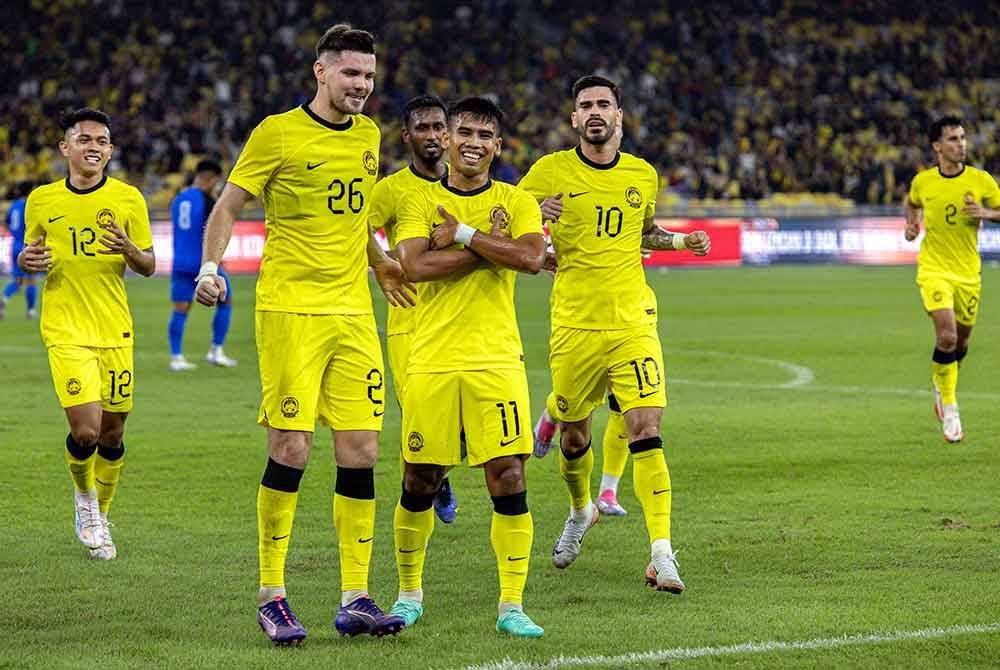 Pemain negara, Safawi Rasid meraikan jaringannya pada perlawanan separuh akhir Pestabola Merdeka menentang Filipina di Stadium Nasional Bukit Jalil pada Rabu.