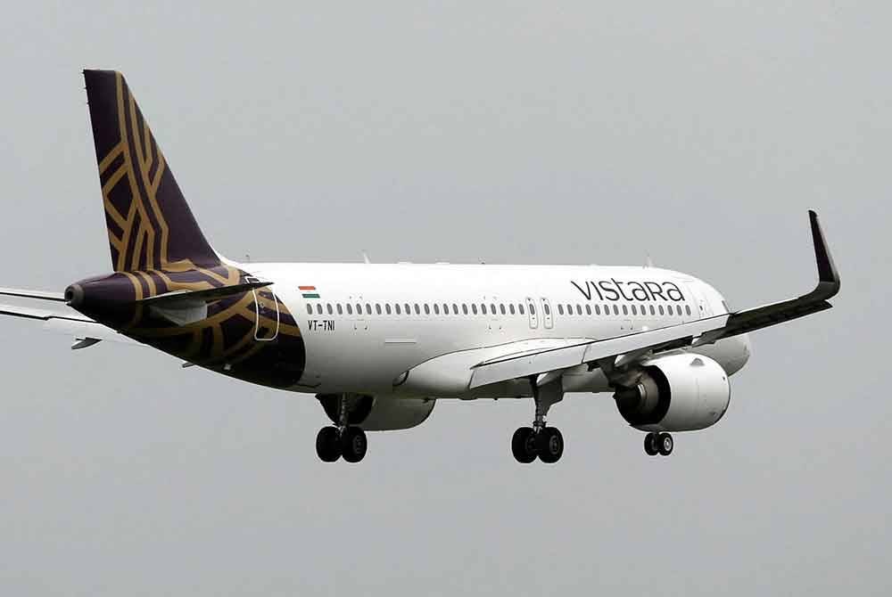 Pesawat Vistara Airlines dilaporkan dalam perjalanan dari India ke Jerman apabila ia melakukan pendaratan cemas di Lapangan Terbang Erzurum. Foto Reuters