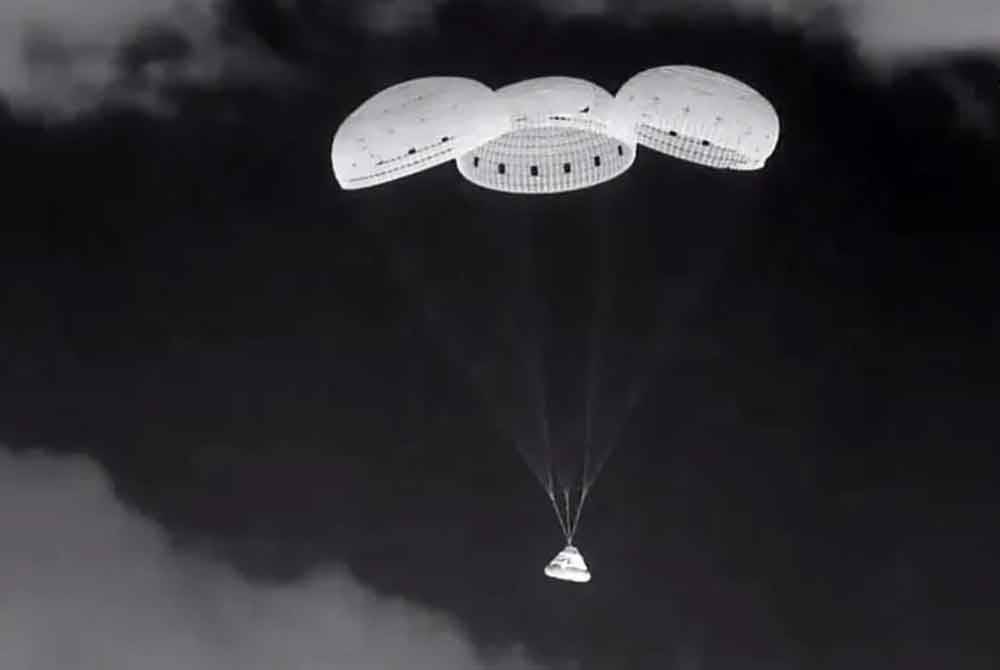 Kapsul itu dijangka mendarat pada 0400 GMT di White Sands Space Harbour, New Mexico, Amerika Syarikat (AS). Foto AFP