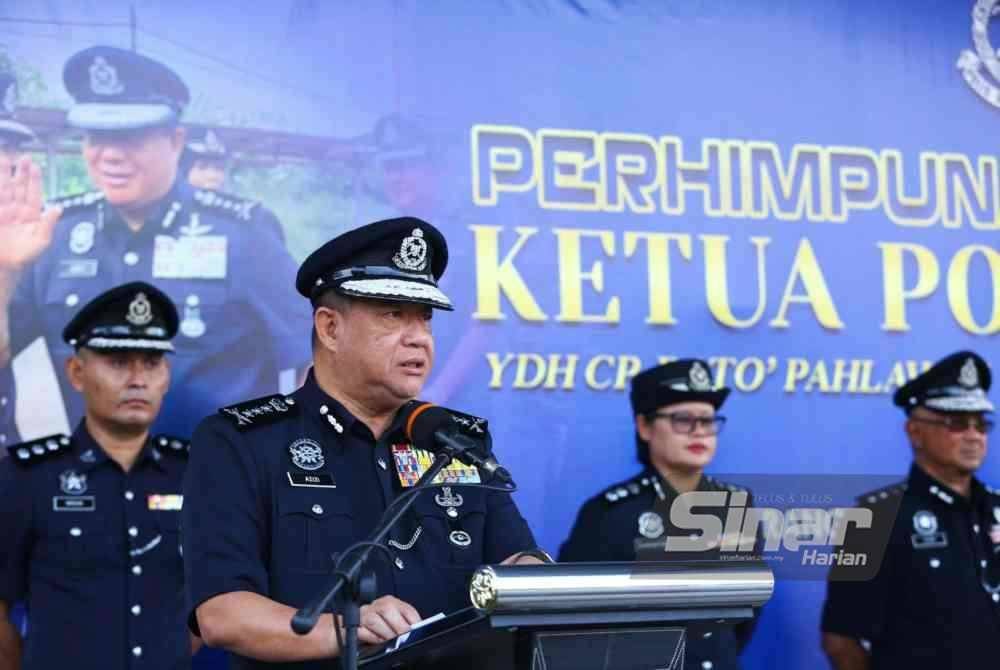 Azizi ketika berucap dalam Perhimpunan Bulanan Ketua Polis Perak di IPK Perak pada Isnin.