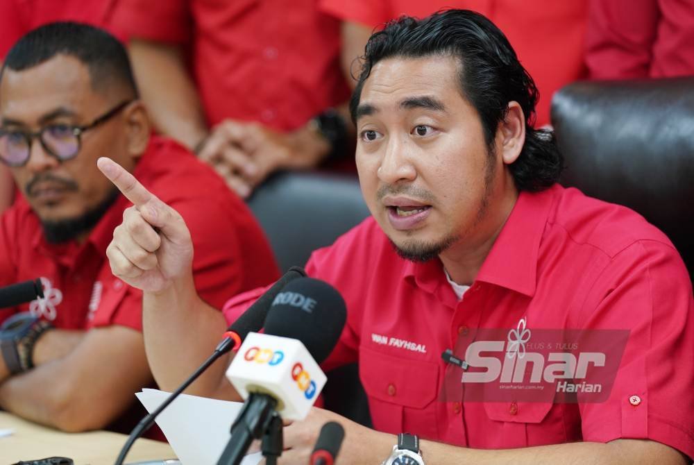 Wan Ahmad Fayhsal pada sidang akhbar di Ibu Pejabat Bersatu, pada Selasa. Foto Sinar Harian-ROSLI TALIB