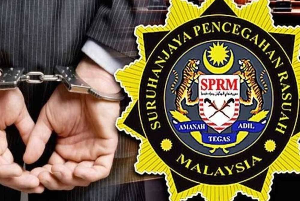 SPRM Terengganu menahan seorang pemilik syarikat yang juga suami kepada bekas pegawai eksekutif GLC kerana disyaki menyalahgunakan jawatan bagi mendapatkan kontrak pembekalan pekerja bernilai kira-kira RM1.4 juta.