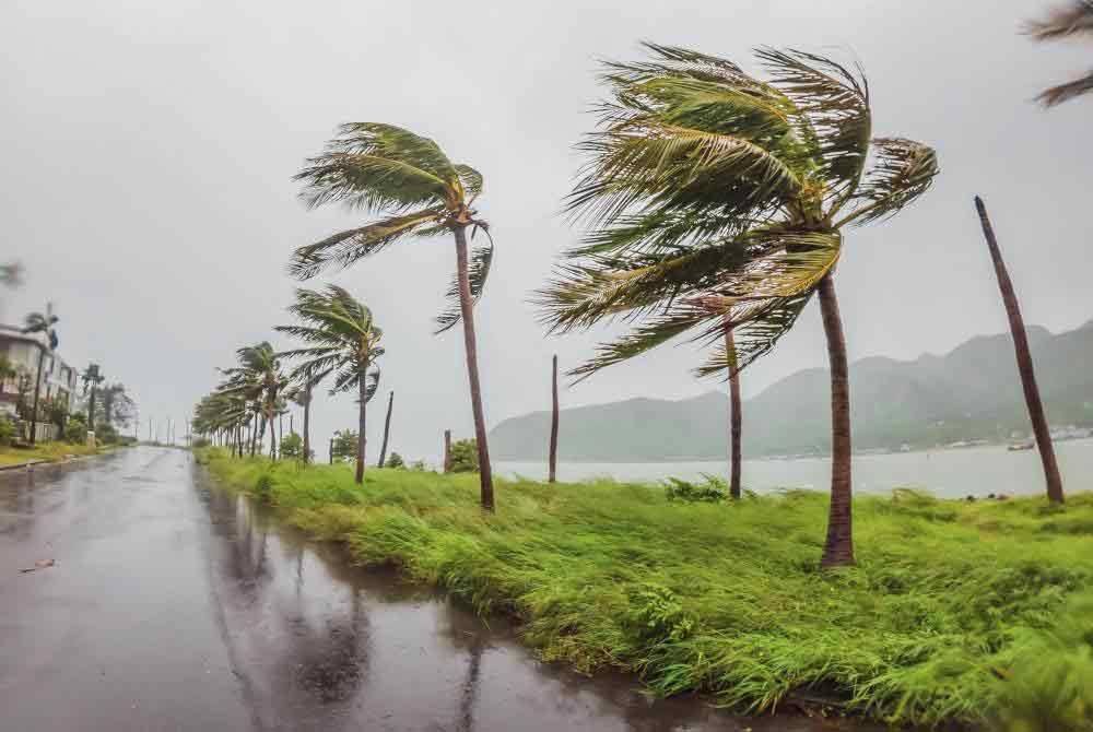 Ribut melanda di beberapa kawasan di Perlis. Gambar hiasan