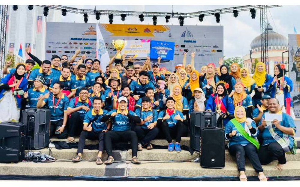 Kontinjen PTPTN dinobatkan sebagai Juara Keseluruhan Pertandingan Permainan
Tradisional Kategori Sektor Korporat sempena Festival Permainan Malaysia @ Kuala Lumpur (FPM@KL) 2024.