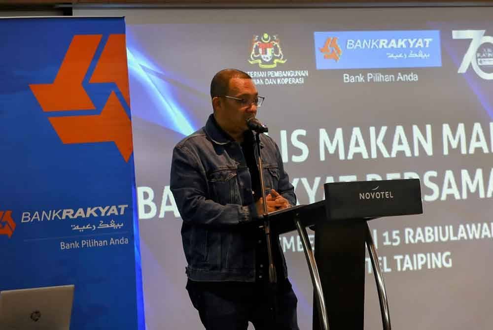 Nizam Sani ketika berucap pada Majlis Makan Malam Bank Rakyat Bersama Media.