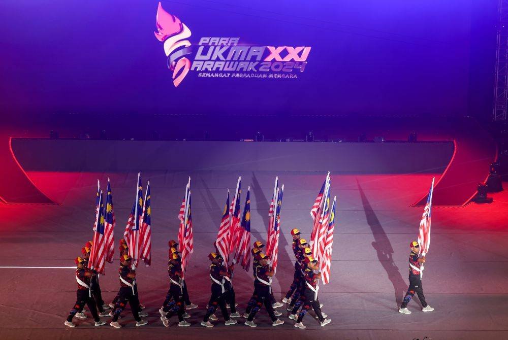 Suasana pada Majlis Perasmian Temasya Para Sukan Malaysia (SUKMA) Sarawak 2024 di Stadium Perpaduan Petra Jaya, Kuching malam ini. Foto Bernama