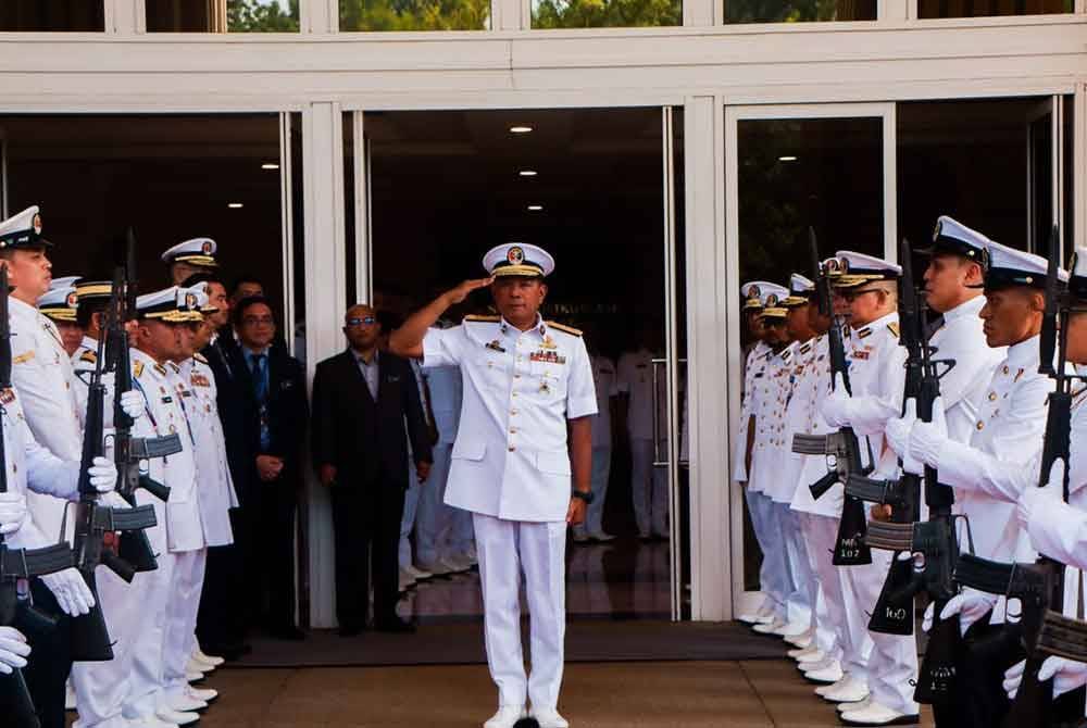 Mohd Rosli menyampaikan visi dan tujuh teras pasukan pada Majlis Amanat Ketua Pengarah Maritim Malaysia di Putrajaya pada Isnin.