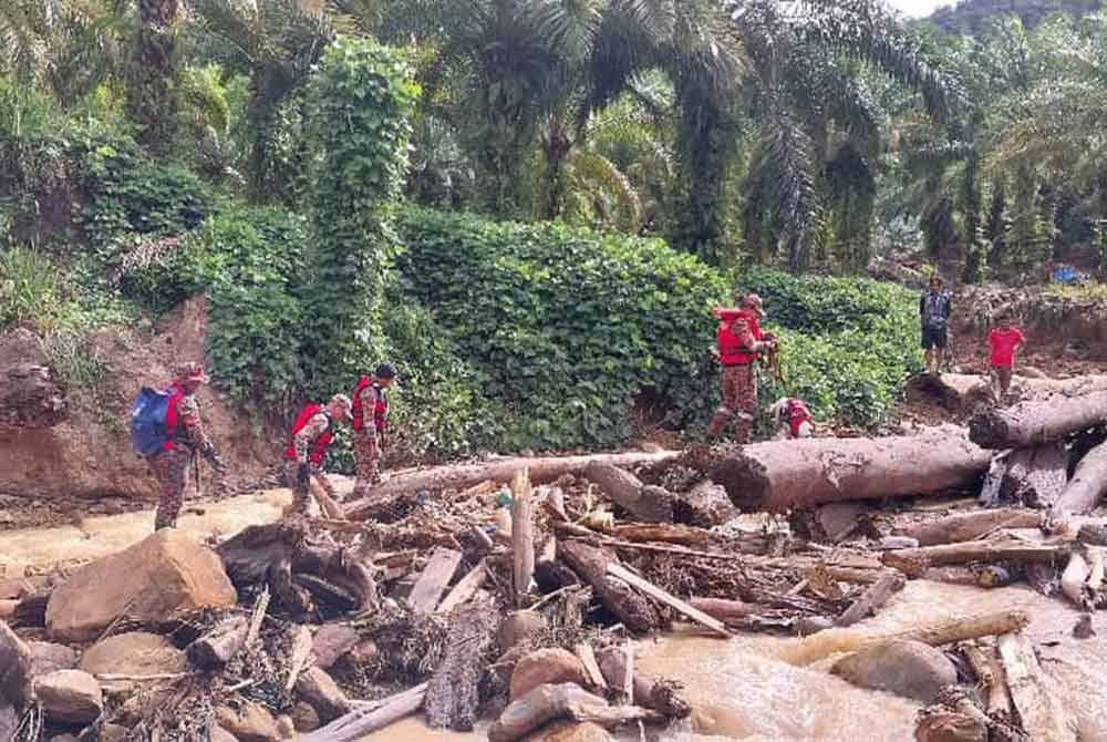 Operasi SAR dua beradik yang hanyut dibawa arus sungai dijalankan bermula Rabu di Kampung Dalit, Sook, Keningau.