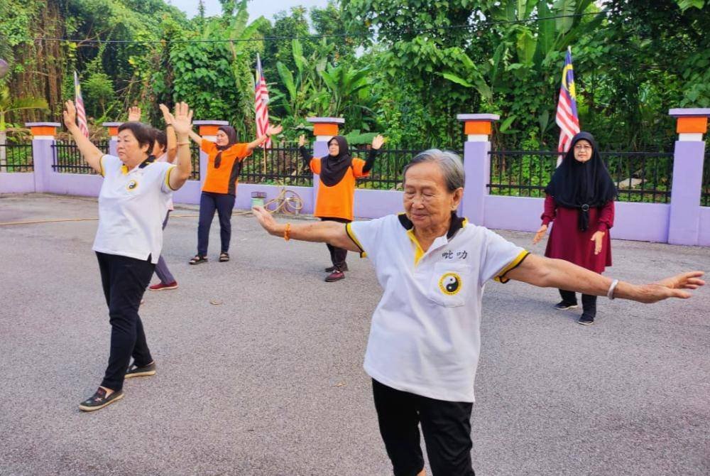 KKM hari ini melancarkan Pelan Tindakan Perkhidmatan Kesihatan Warga Emas KKM 2023-2030 dan Pelan Tindakan Dementia 2023-2030. Foto hiasan